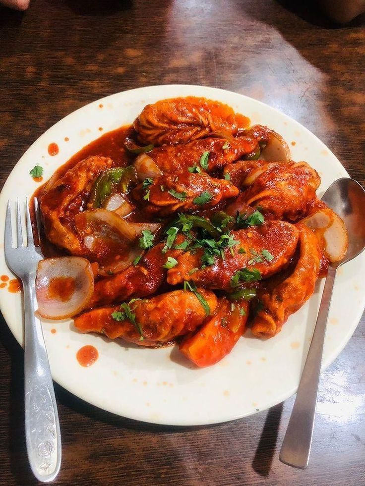 Chilli Garlic Momos (veg)